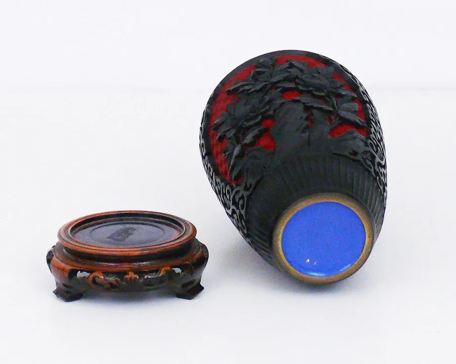 Vaso in lacca cinabro 5.webp