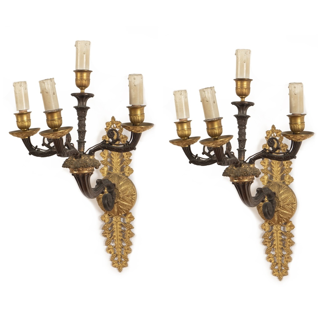 [AC/1029] Coppia di appliques in bronzo dorato e brunito