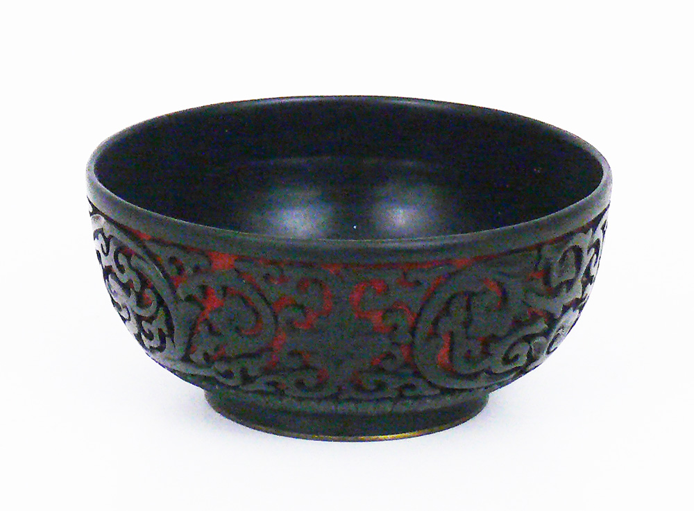 [AH1048] Piccola ciotola in lacca cinabro nera