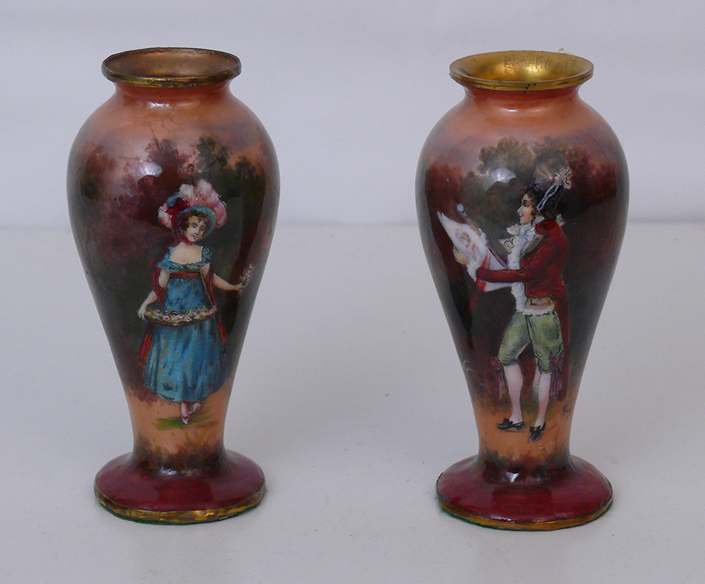 [CA1155] Coppia di vasetti in smalto di Limoges