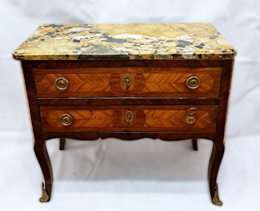 [CA1298] Cassettoncino piemontese con marmo a breccia