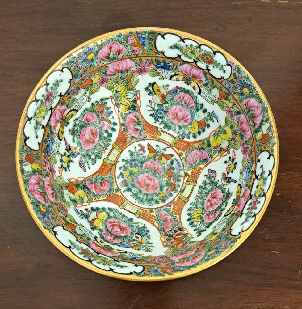 [CA1358] Ciotola in porc. Policr. Fam. Rosa