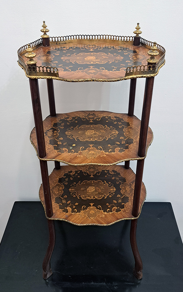 [CA1521] Etagere a tre piani Napoleone III