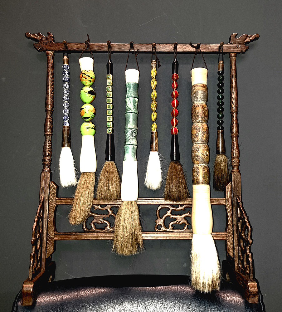 Portapennelli in legno