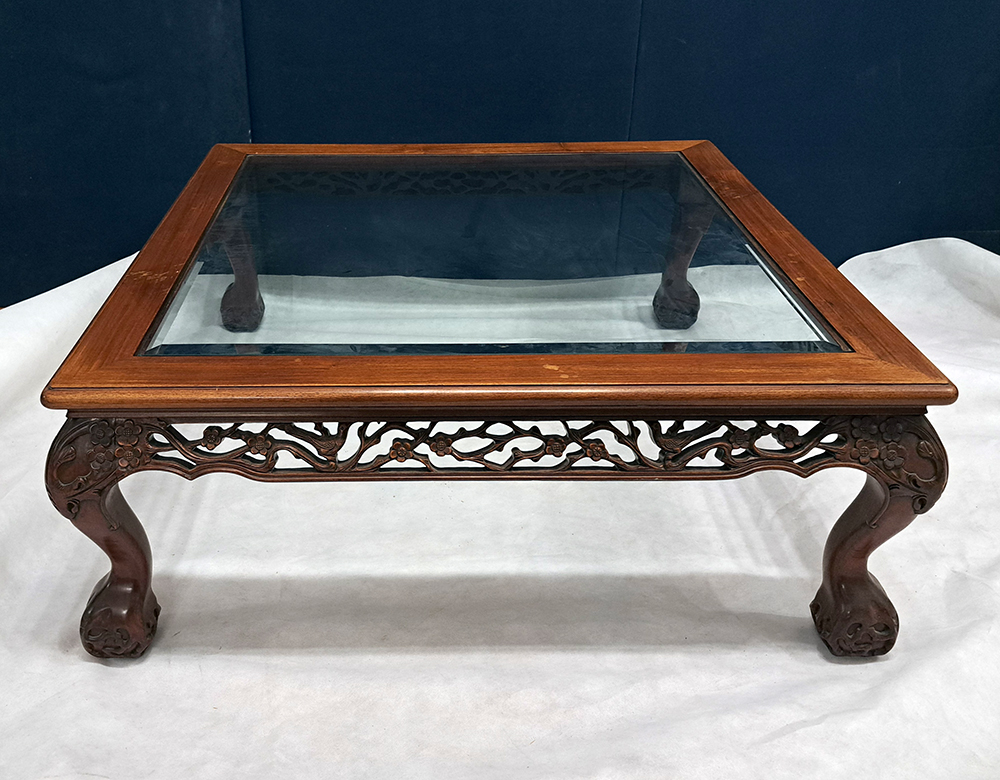 Tavolino da oppio quadrato