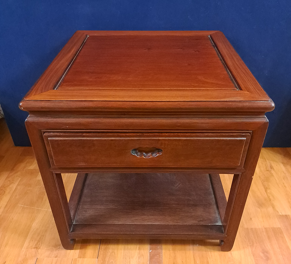 [Z1785] Comodino Cina