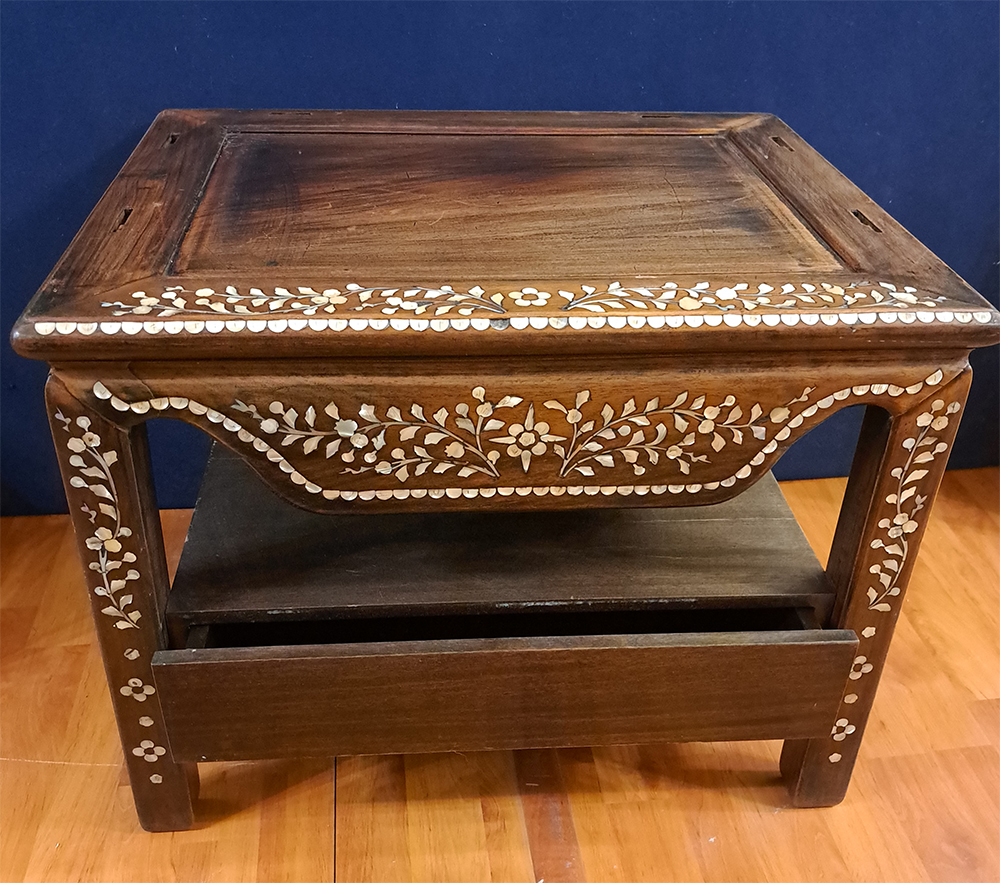 [Z1786] Comodino Cina in legno e madreperla