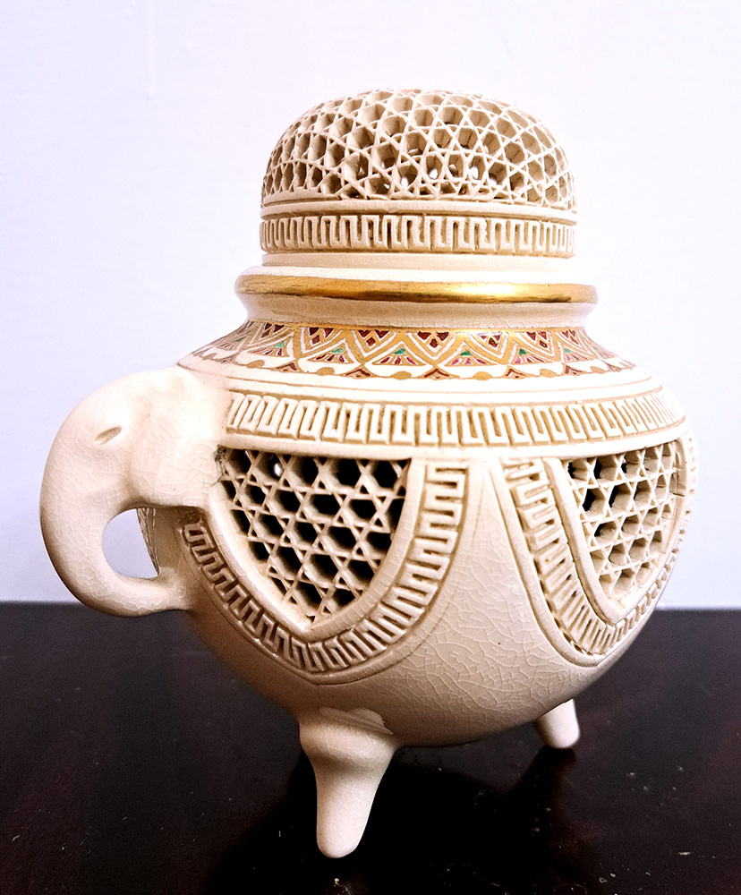 Bruciaprofumi in porcellana