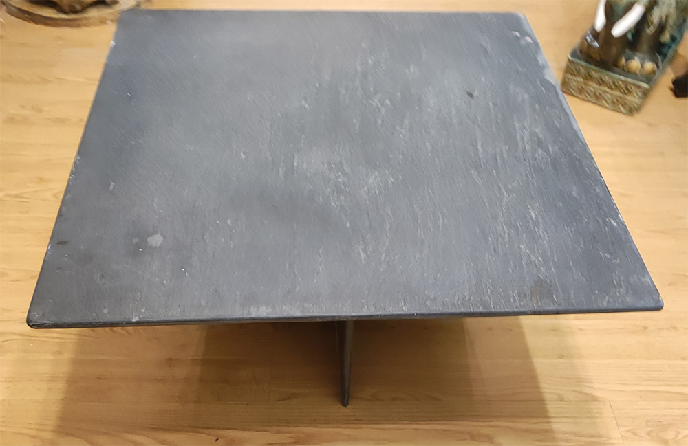 Tavolino basso in lavagna