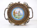 Cestino in metallo dorato con placca di Sevres