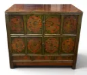 Credenza (chagam) tibetana in legno laccato a 8 pannelli